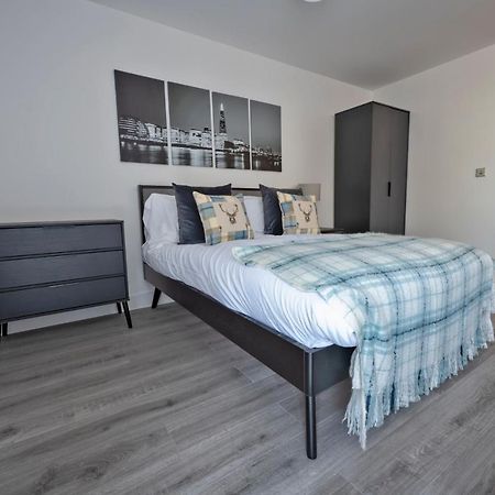 Seven Living Ashford - Modern And Spacious Apartments Exterior foto