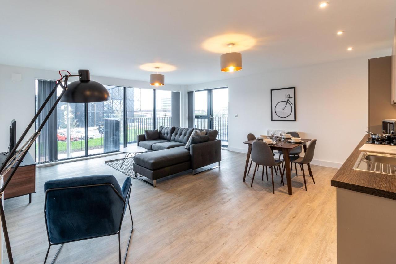 Seven Living Ashford - Modern And Spacious Apartments Exterior foto